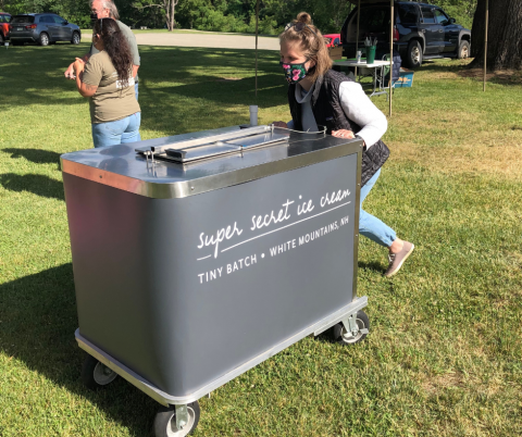 ice cream cart