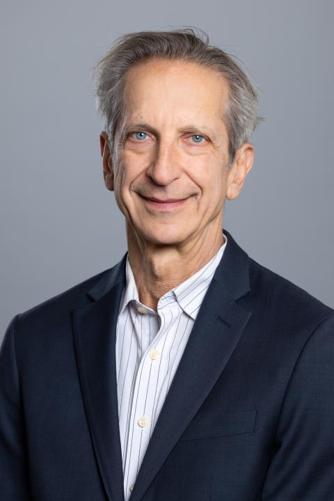 Warren Daniel